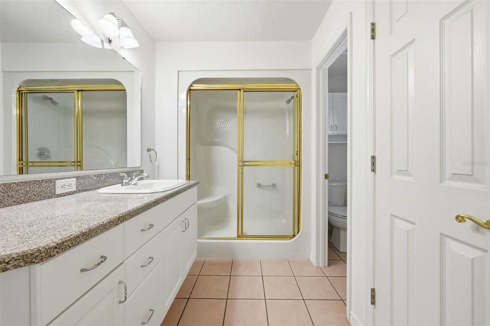 Listing photo id 25 for 36841 Reserve Drive