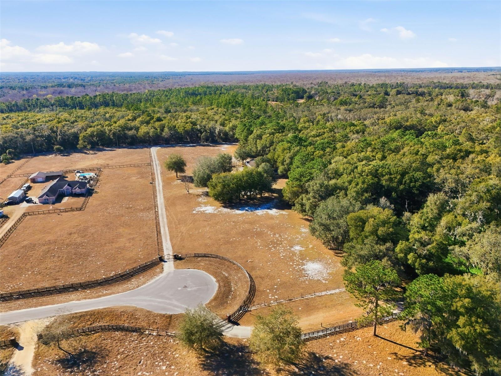 Listing photo id 58 for 36841 Reserve Drive