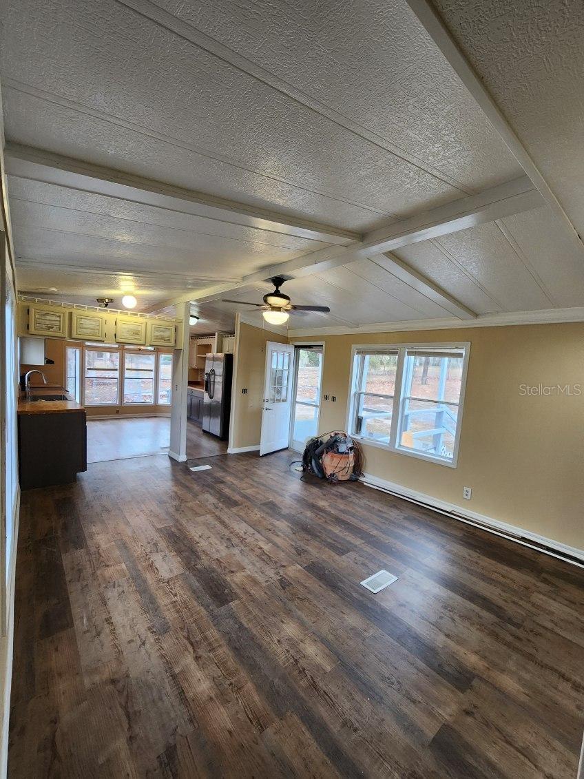 Image 11 of 16 For 5040 Barker Point