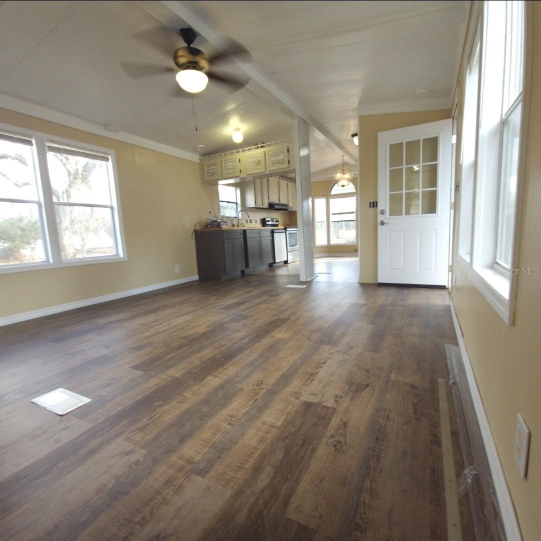 Image 9 of 16 For 5040 Barker Point