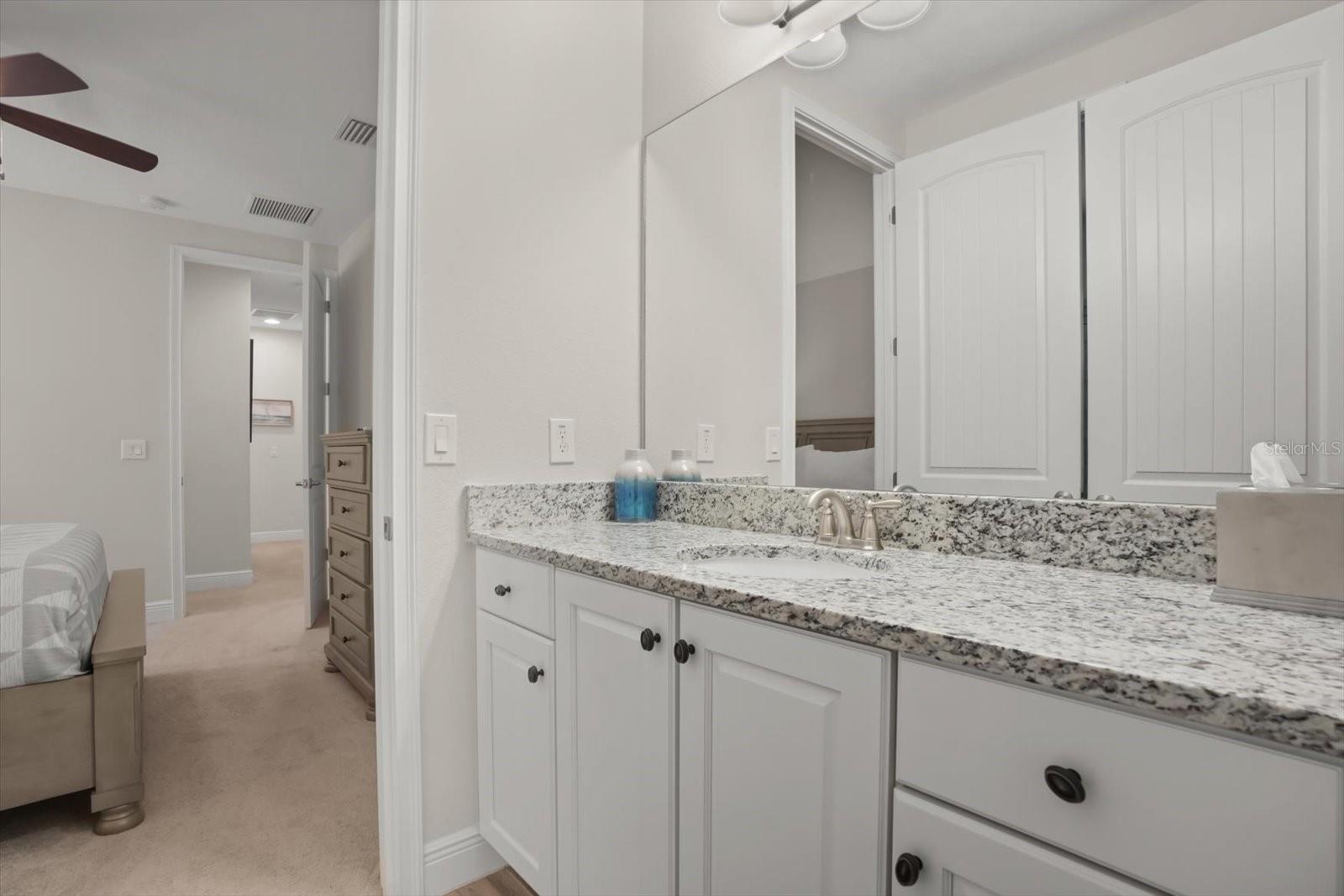 Image 24 of 46 For 201 Burma Street