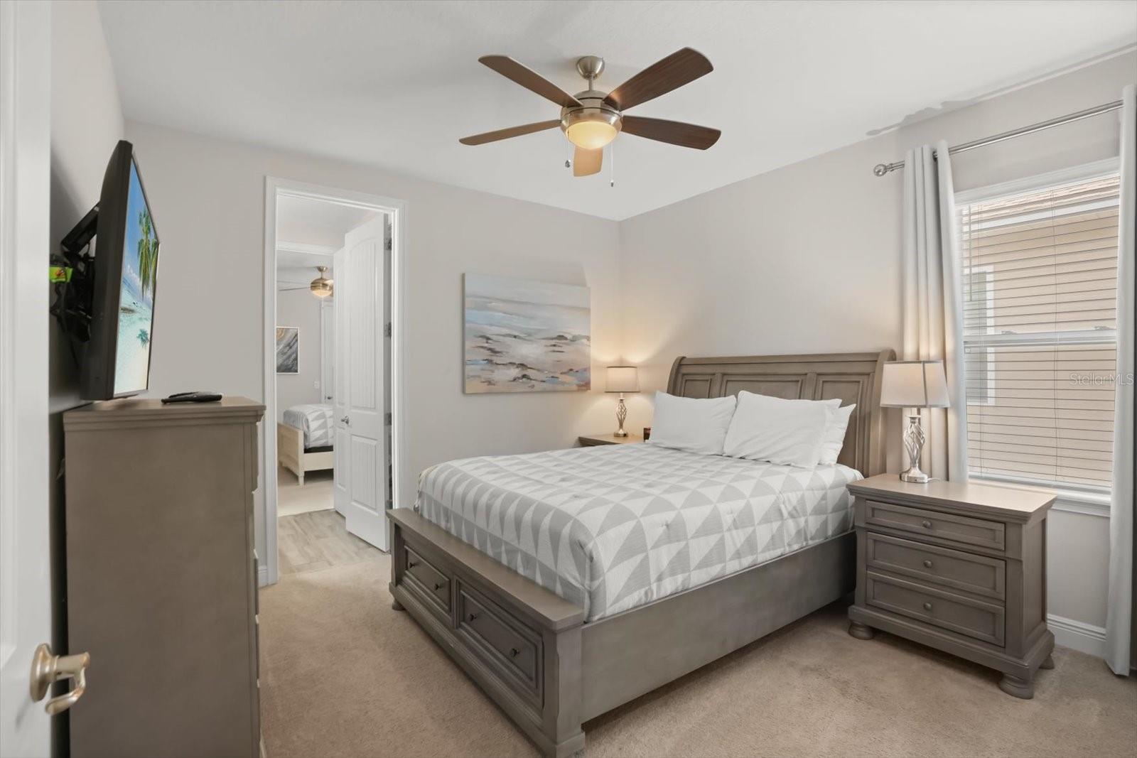 Image 27 of 46 For 201 Burma Street