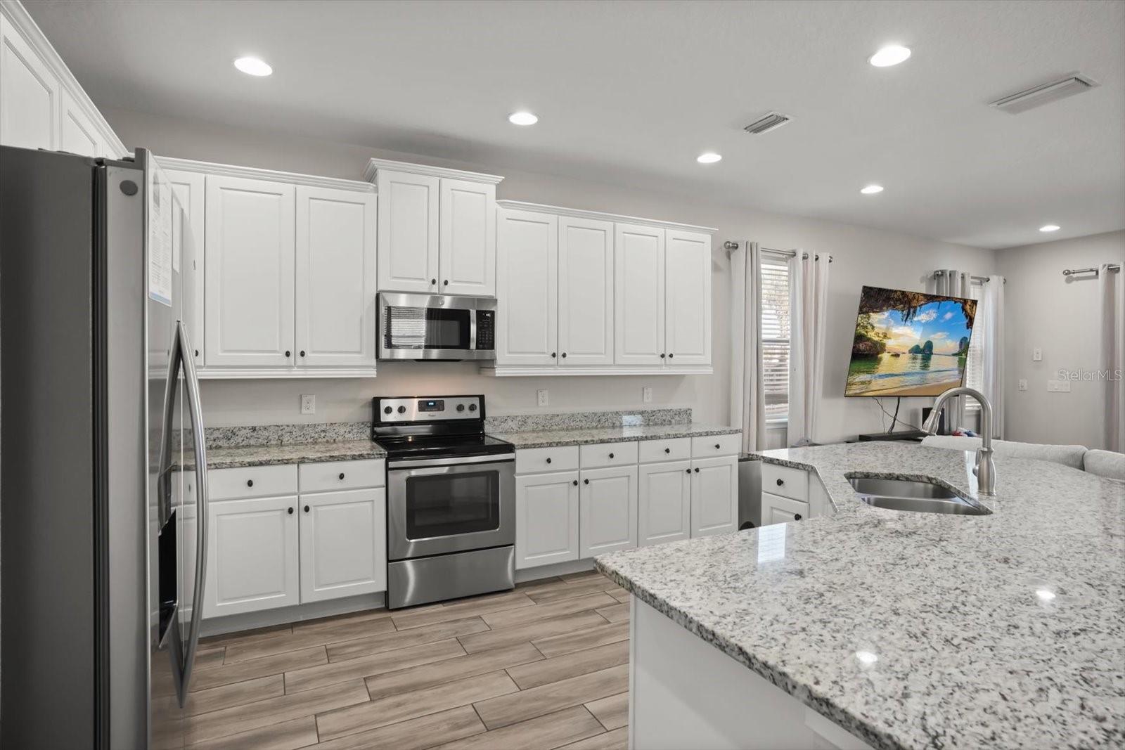 Image 7 of 46 For 201 Burma Street