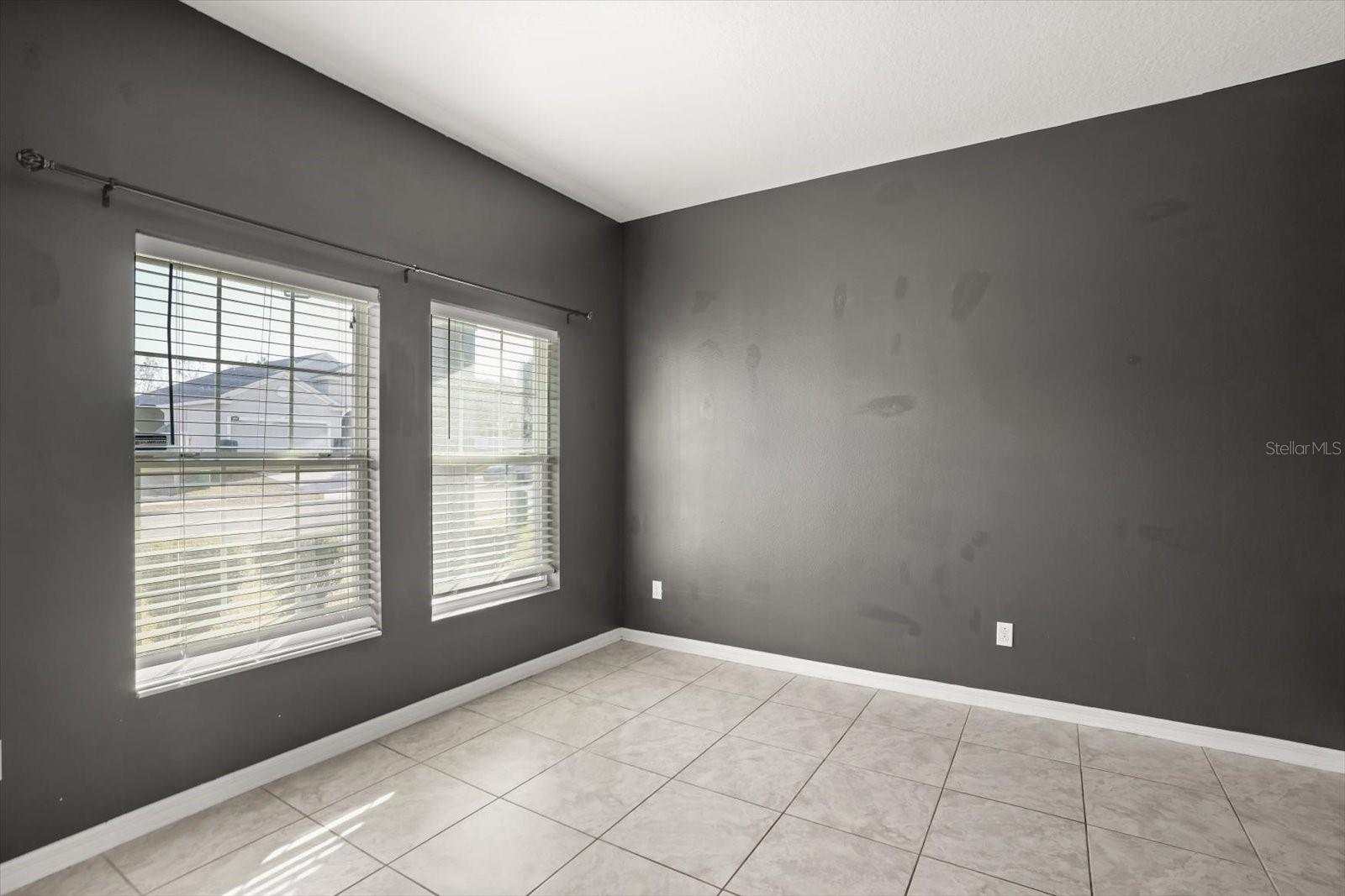 Image 14 of 43 For 3193 Zander Drive