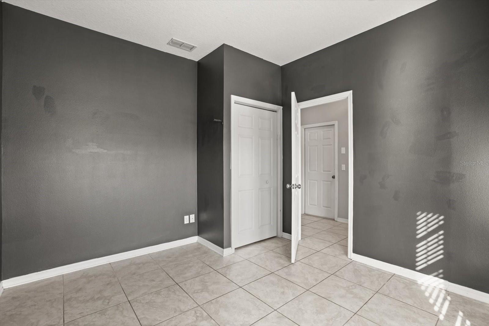 Image 15 of 43 For 3193 Zander Drive