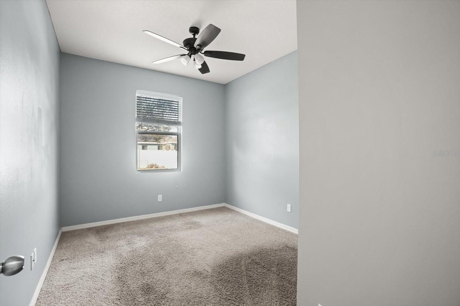 Image 16 of 43 For 3193 Zander Drive