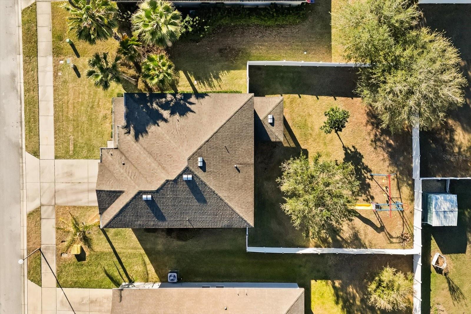 Image 38 of 43 For 3193 Zander Drive