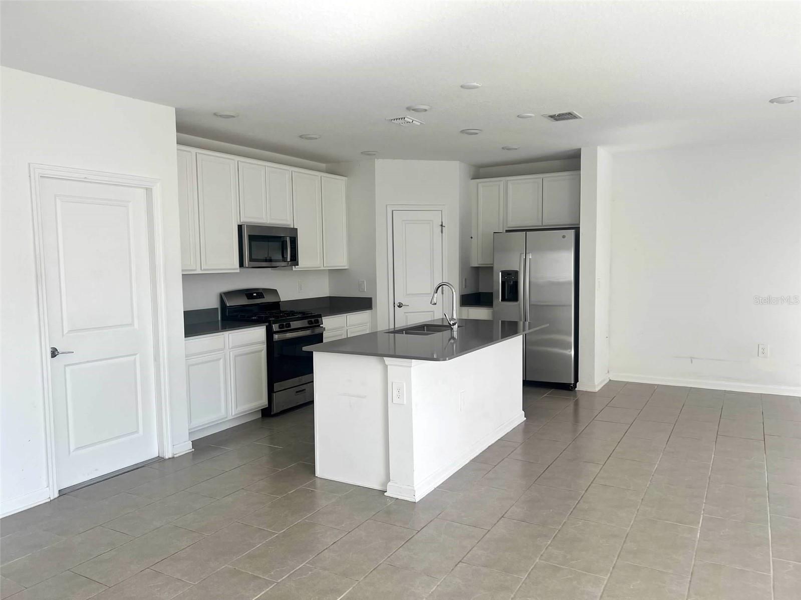 Image 3 of 16 For 5554 Braken Fern Way