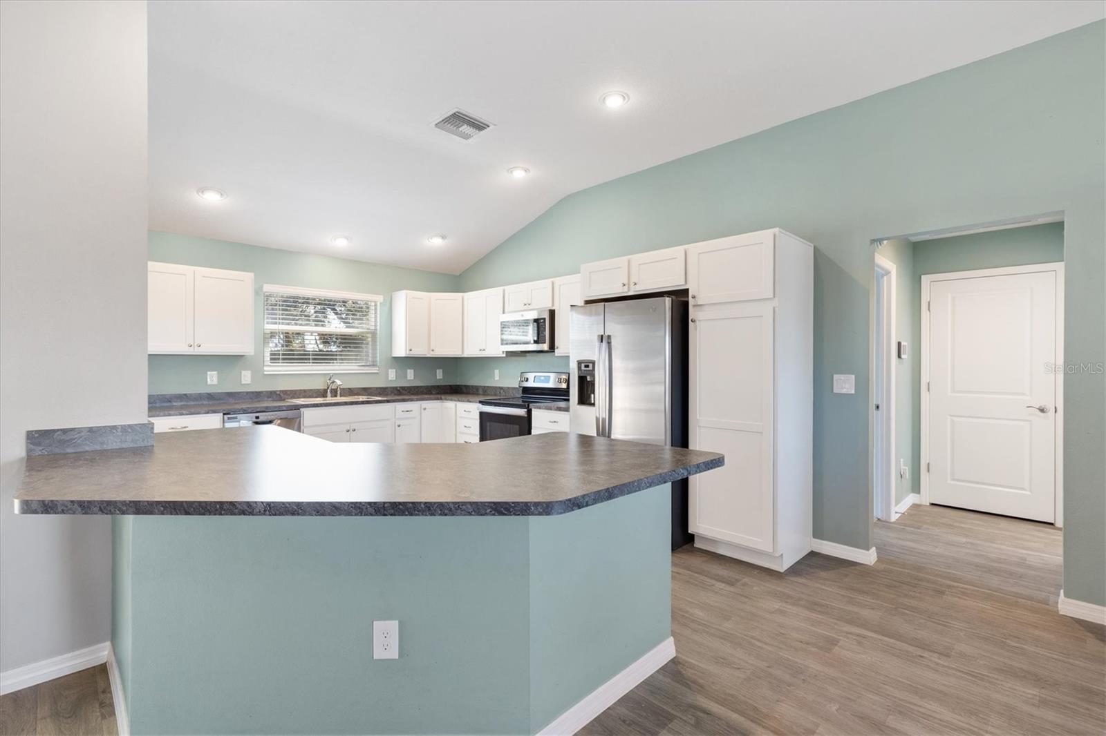 Image 10 of 36 For 11405 Zimmerman Path