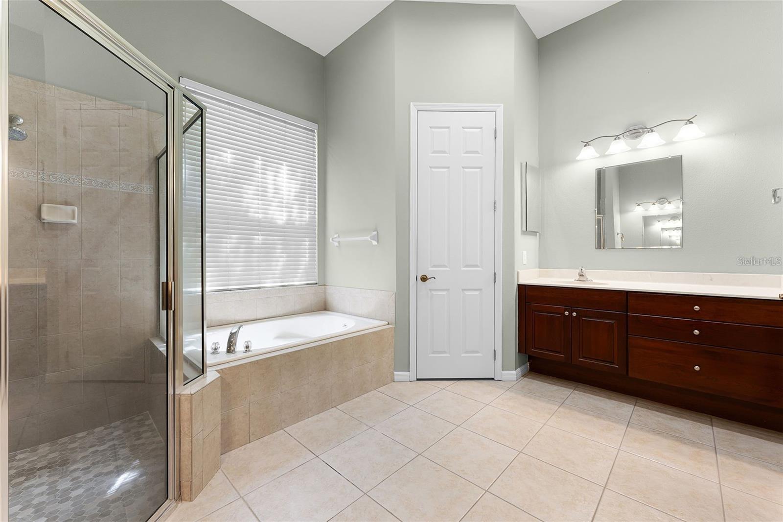 Image 23 of 94 For 2495 Squaw Creek