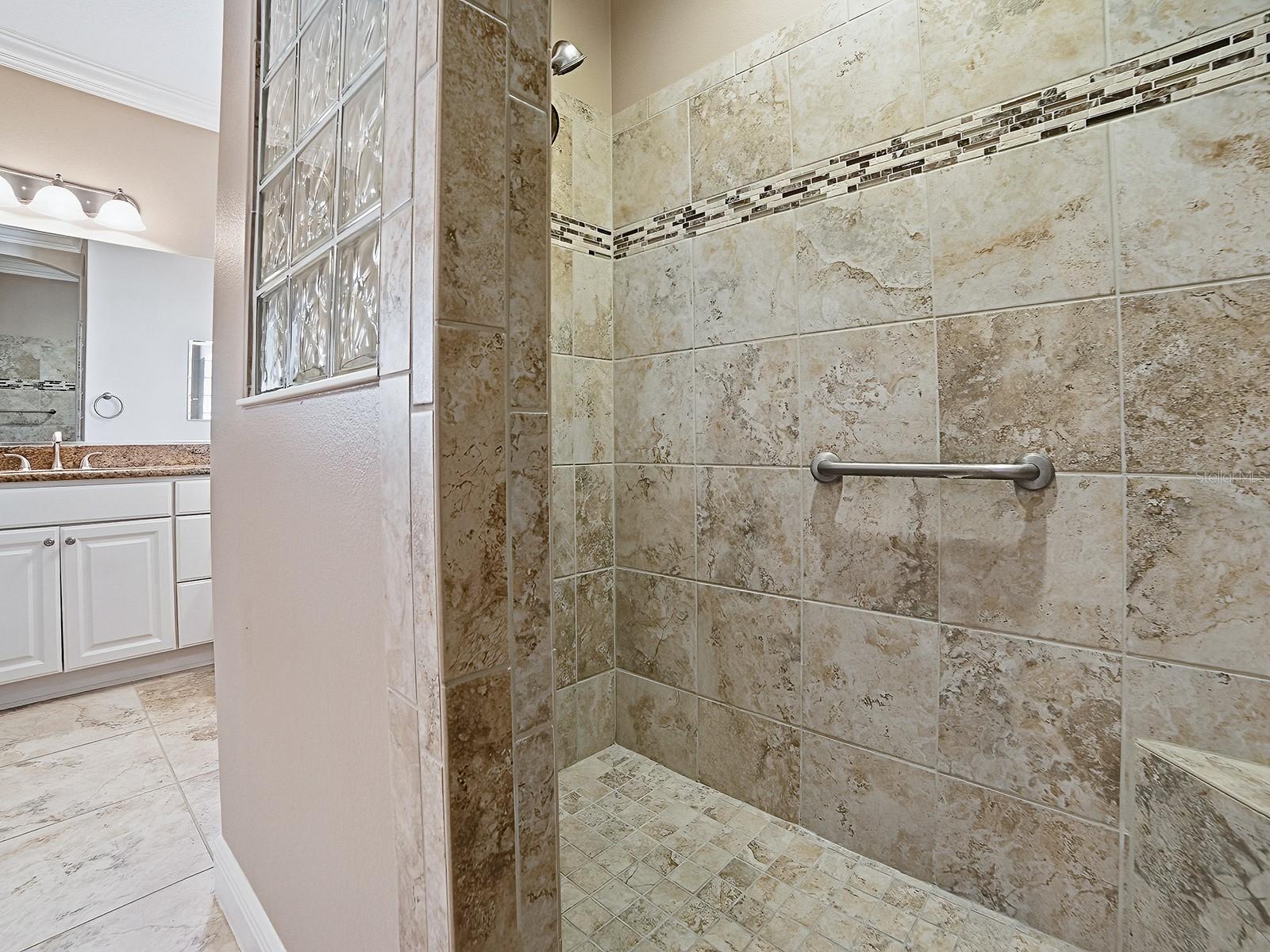 Image 21 of 31 For 3550 Yates Avenue