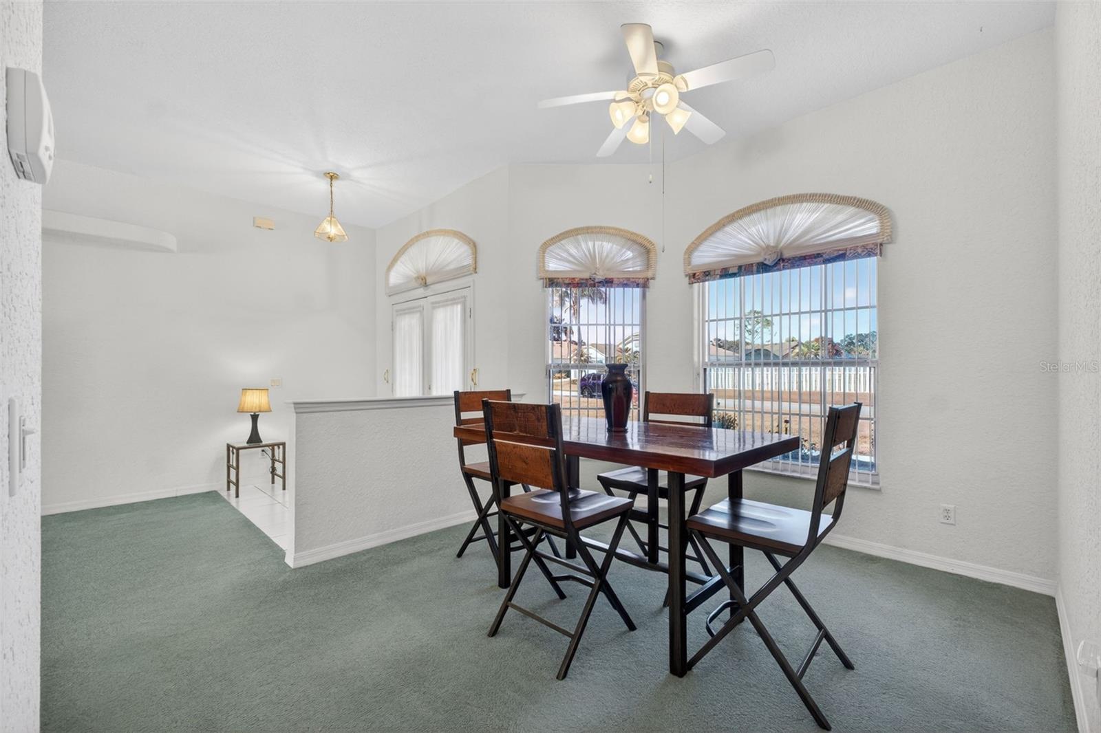 Image 10 of 26 For 365 Via Bianca Drive