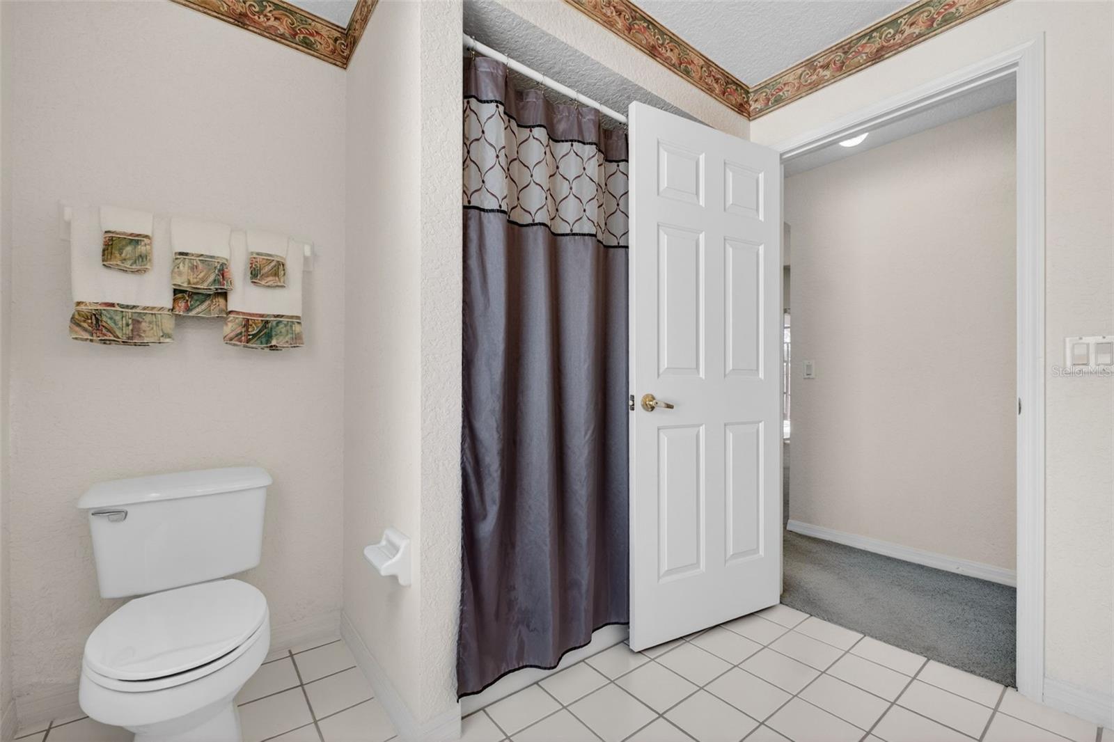 Image 15 of 26 For 365 Via Bianca Drive