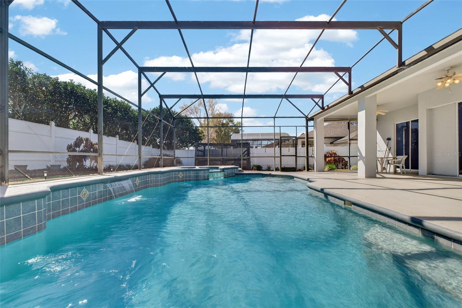 Image 20 of 26 For 365 Via Bianca Drive