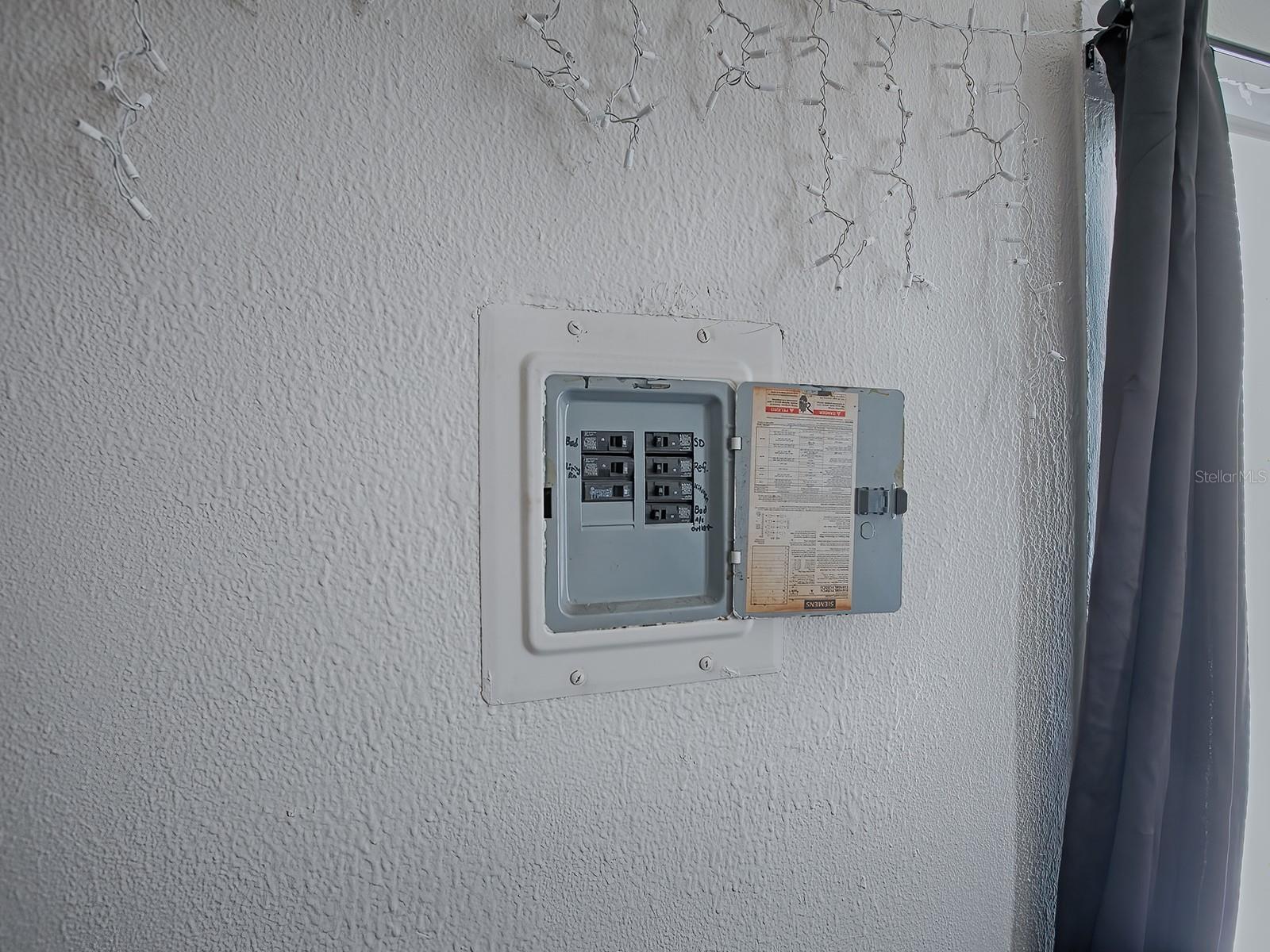 Image 25 of 57 For 422 Citrus Avenue