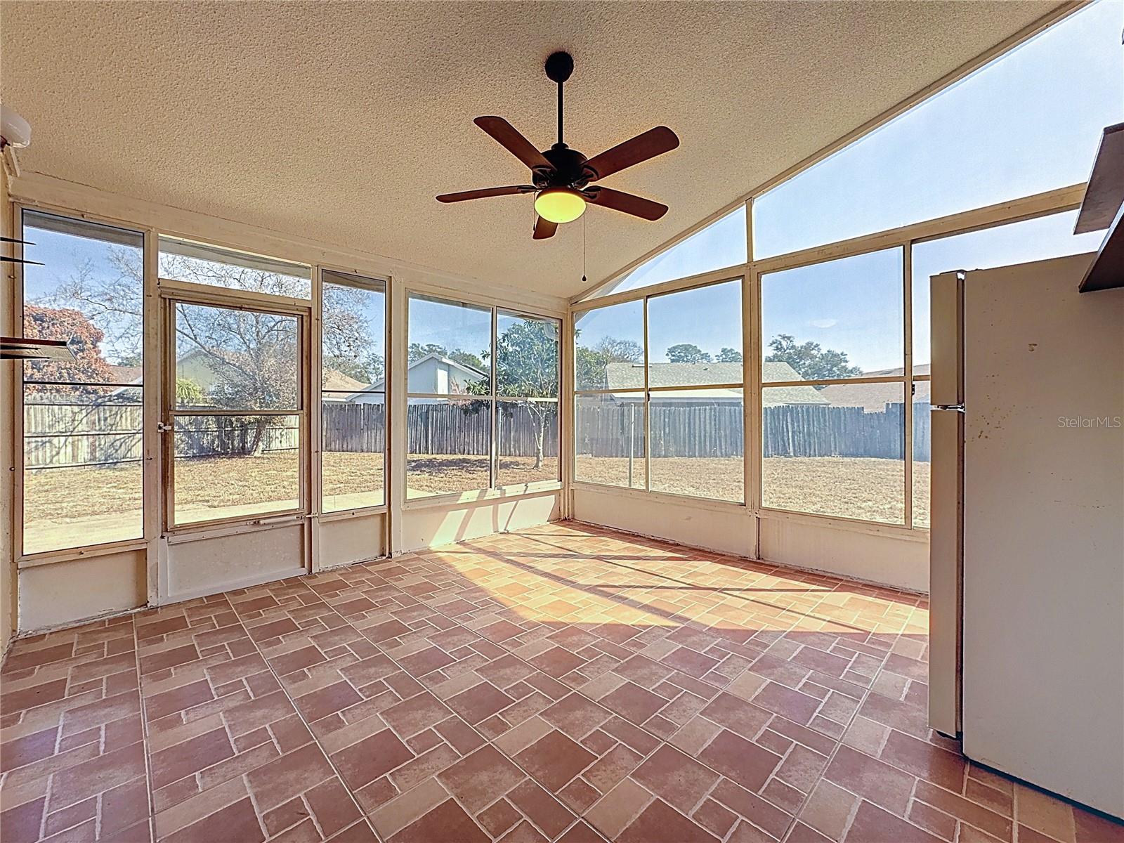 Image 35 of 47 For 3717 Narroline Drive