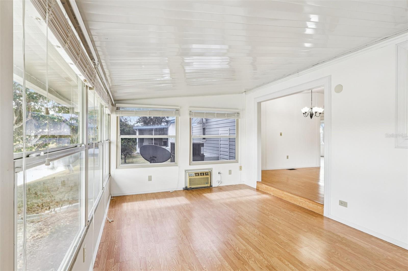 Image 19 of 42 For 1024 Hilltop Road