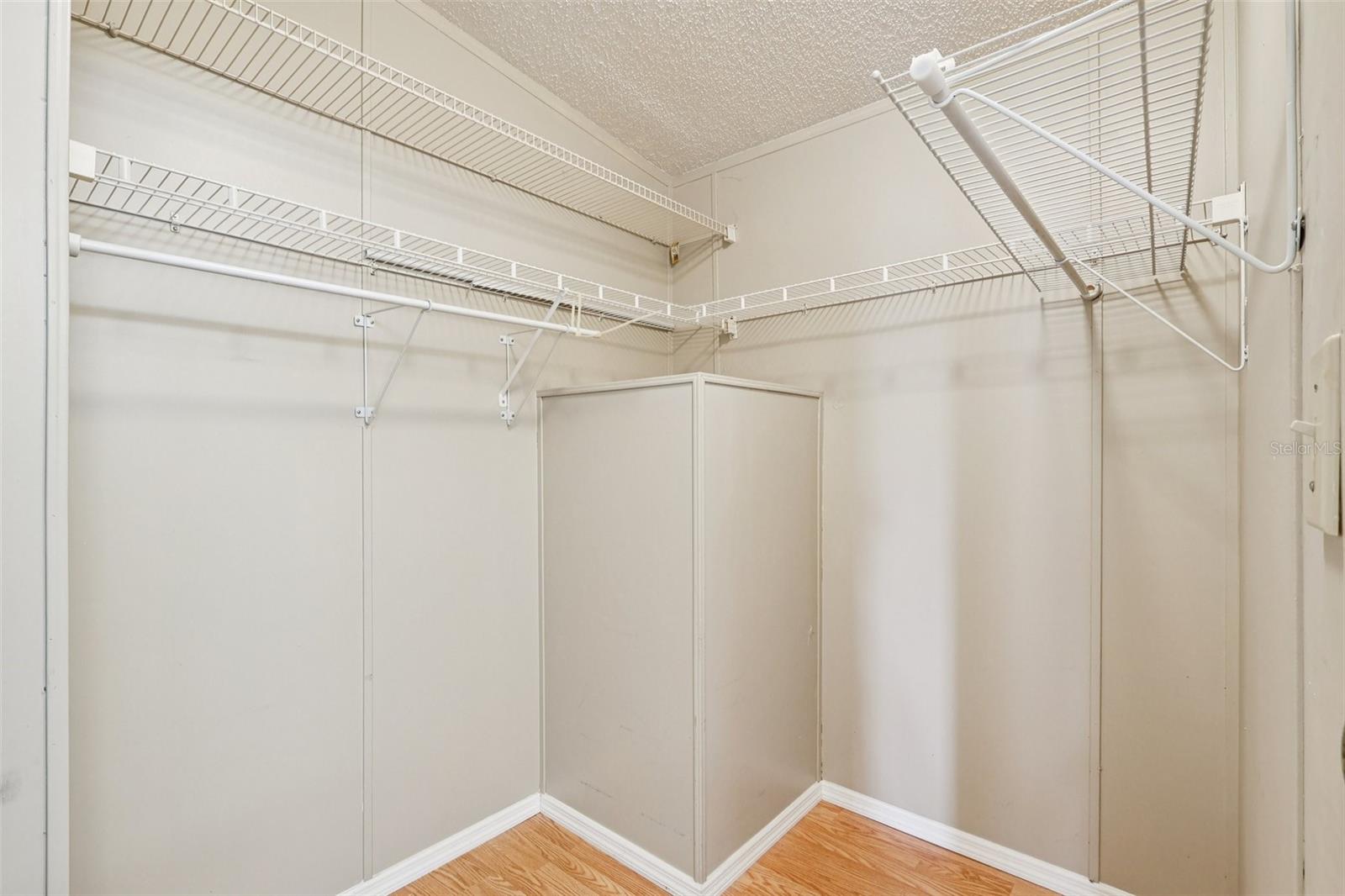 Image 26 of 42 For 1024 Hilltop Road