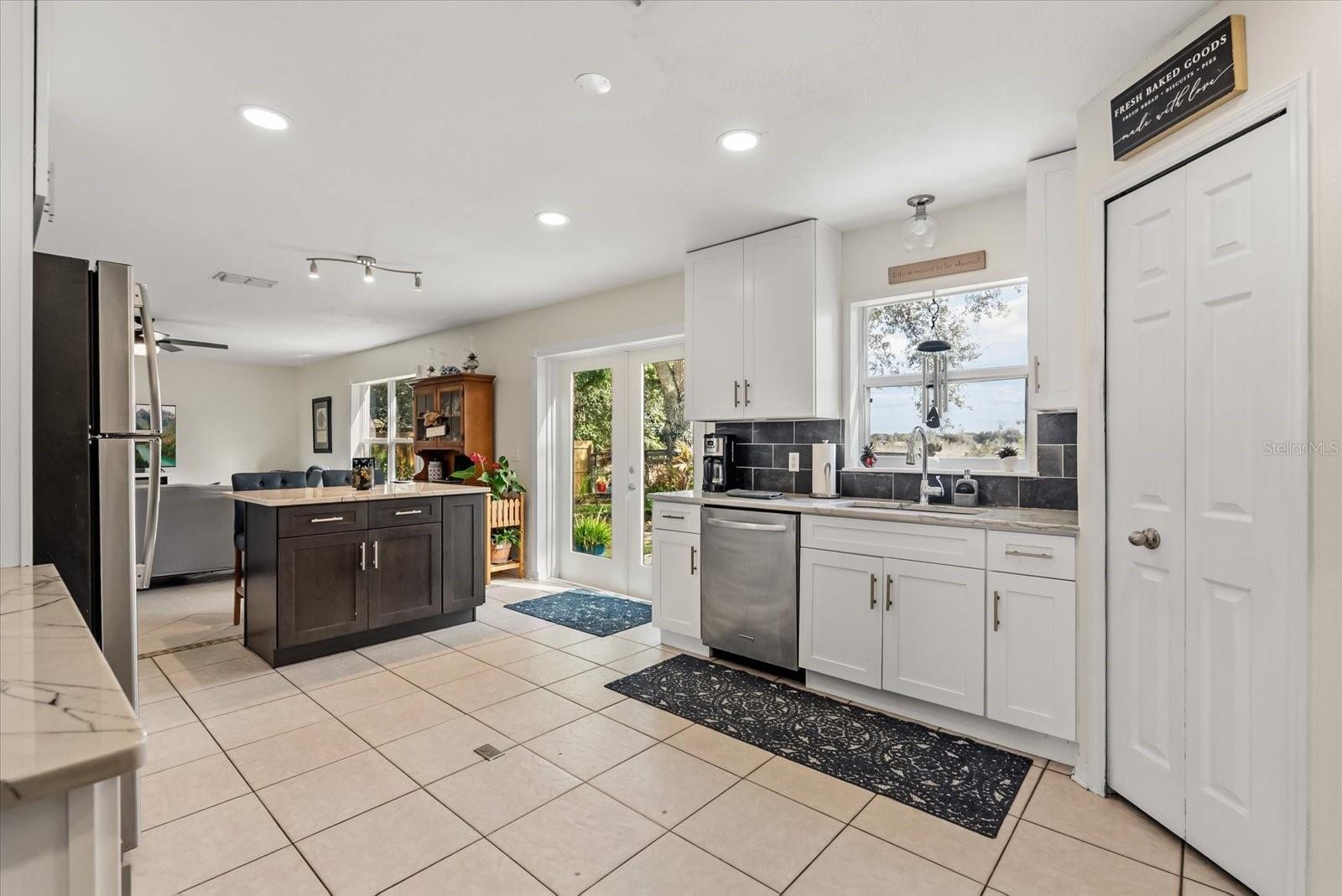 Image 16 of 42 For 1678 Ridgemoor Drive