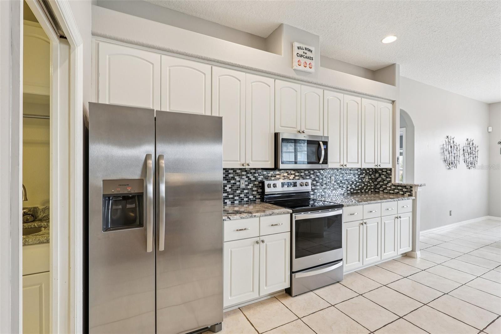 Image 17 of 63 For 5279 Indian Ocean Loop