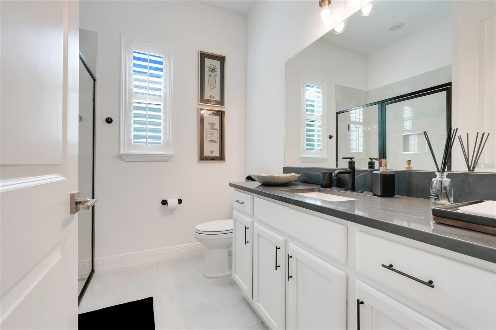 Image 24 of 47 For 1990 Wallingford Loop