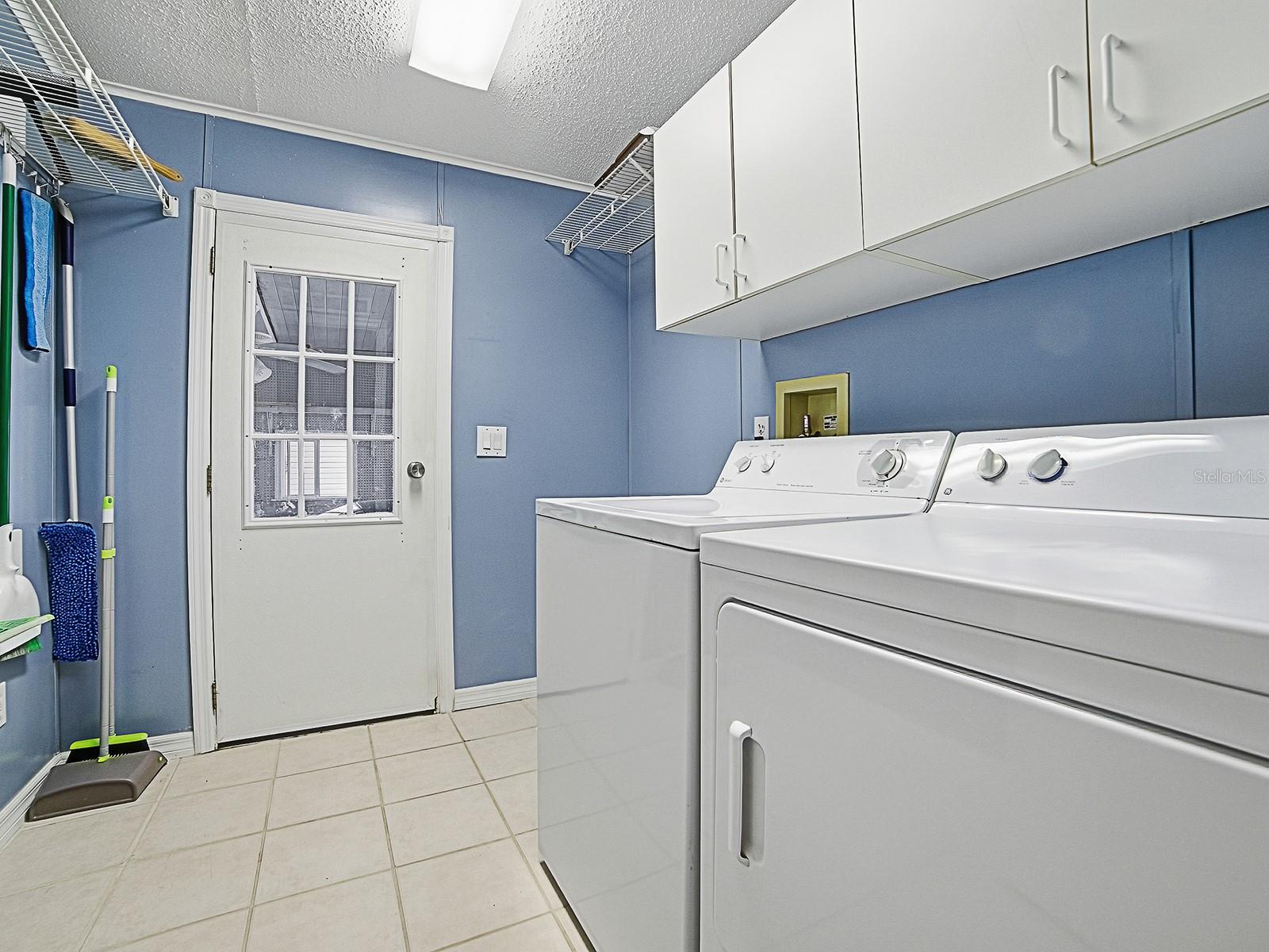 Image 23 of 43 For 3217 Manatee Road