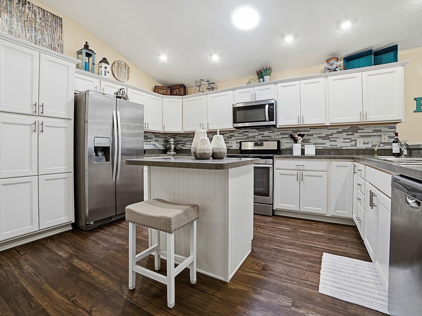 Image 6 of 21 For 3016 Gallinule Court