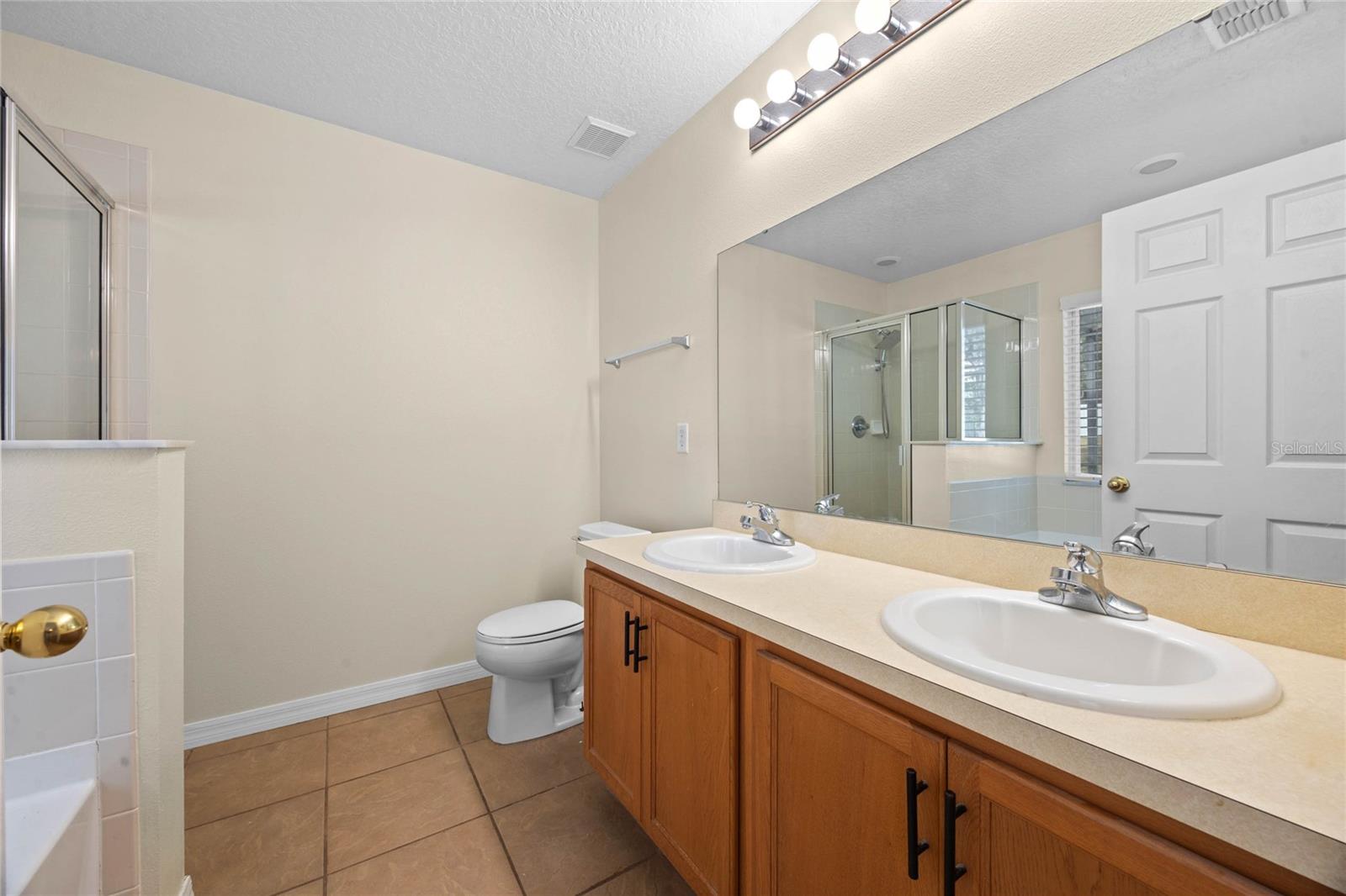 Image 27 of 59 For 2439 Breezy Meadow Road