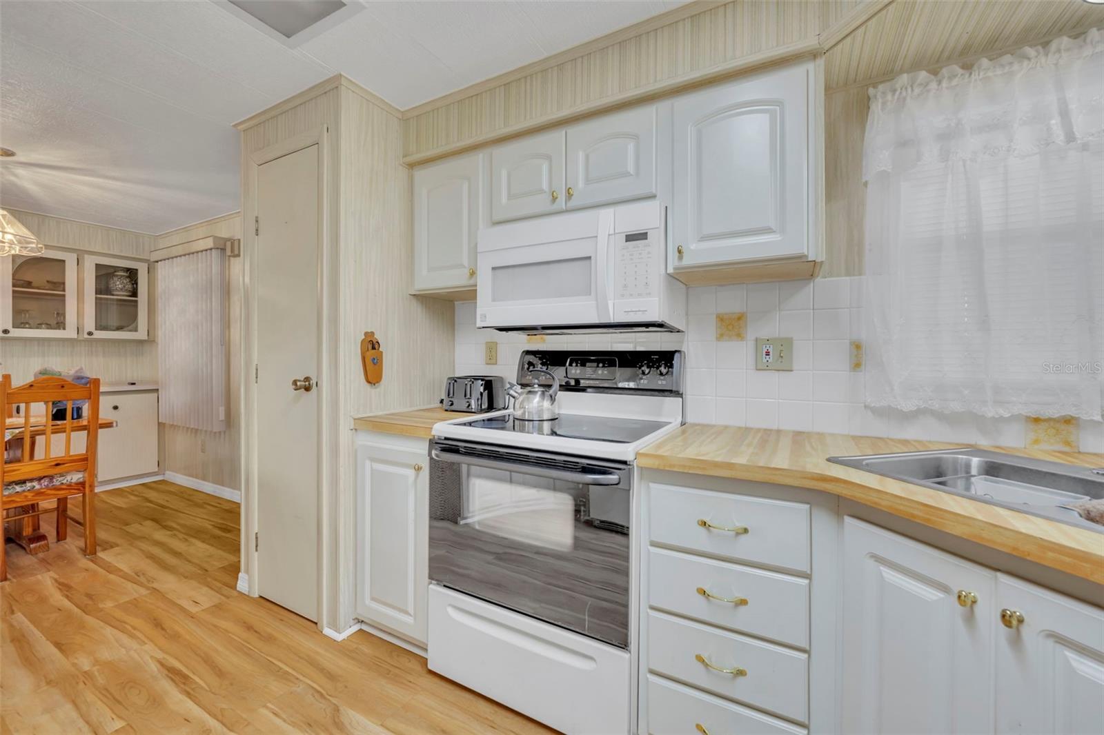 Image 18 of 50 For 19 Hawaiian Way