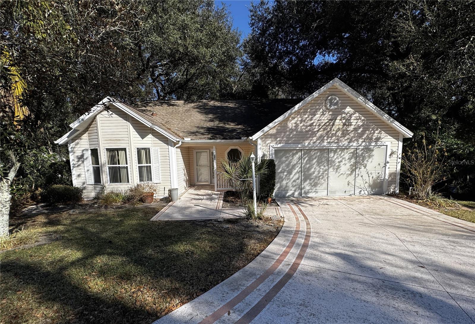 Details for 101 Costa Mesa Drive, LADY LAKE, FL 32159