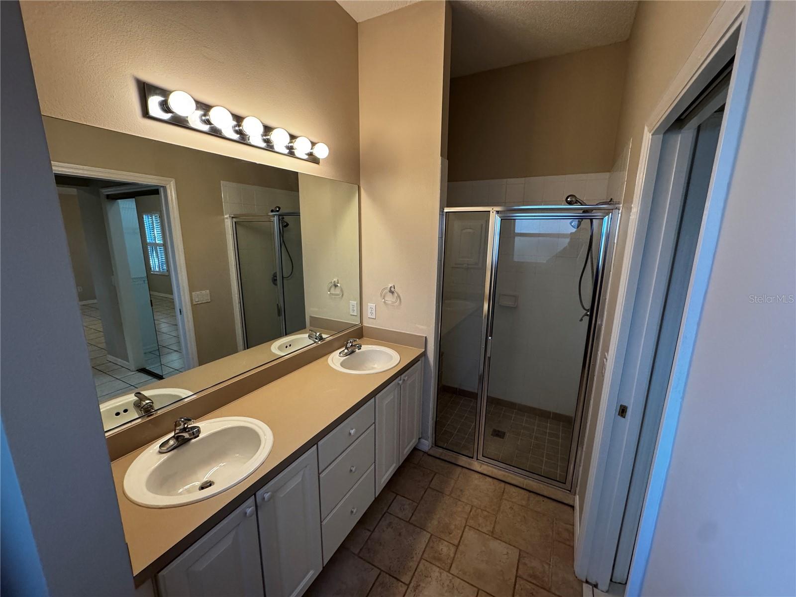 Image 11 of 17 For 101 Costa Mesa Drive