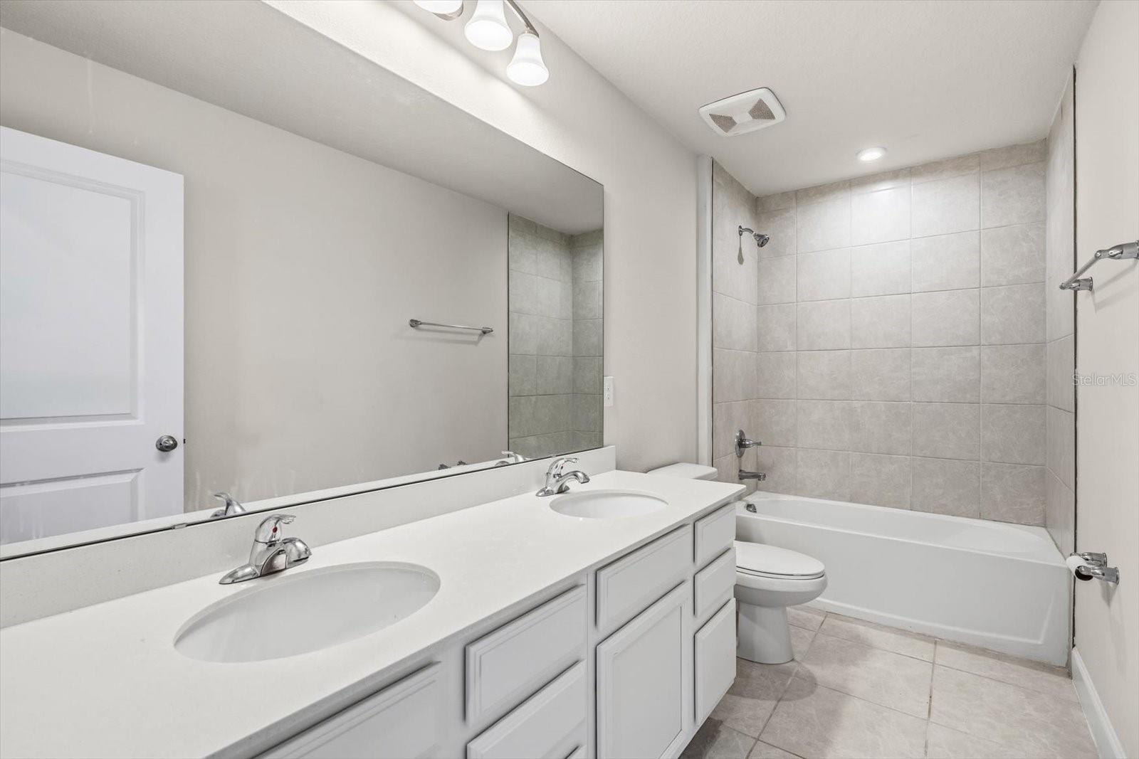 Image 29 of 35 For 1710 Summer Rose Drive