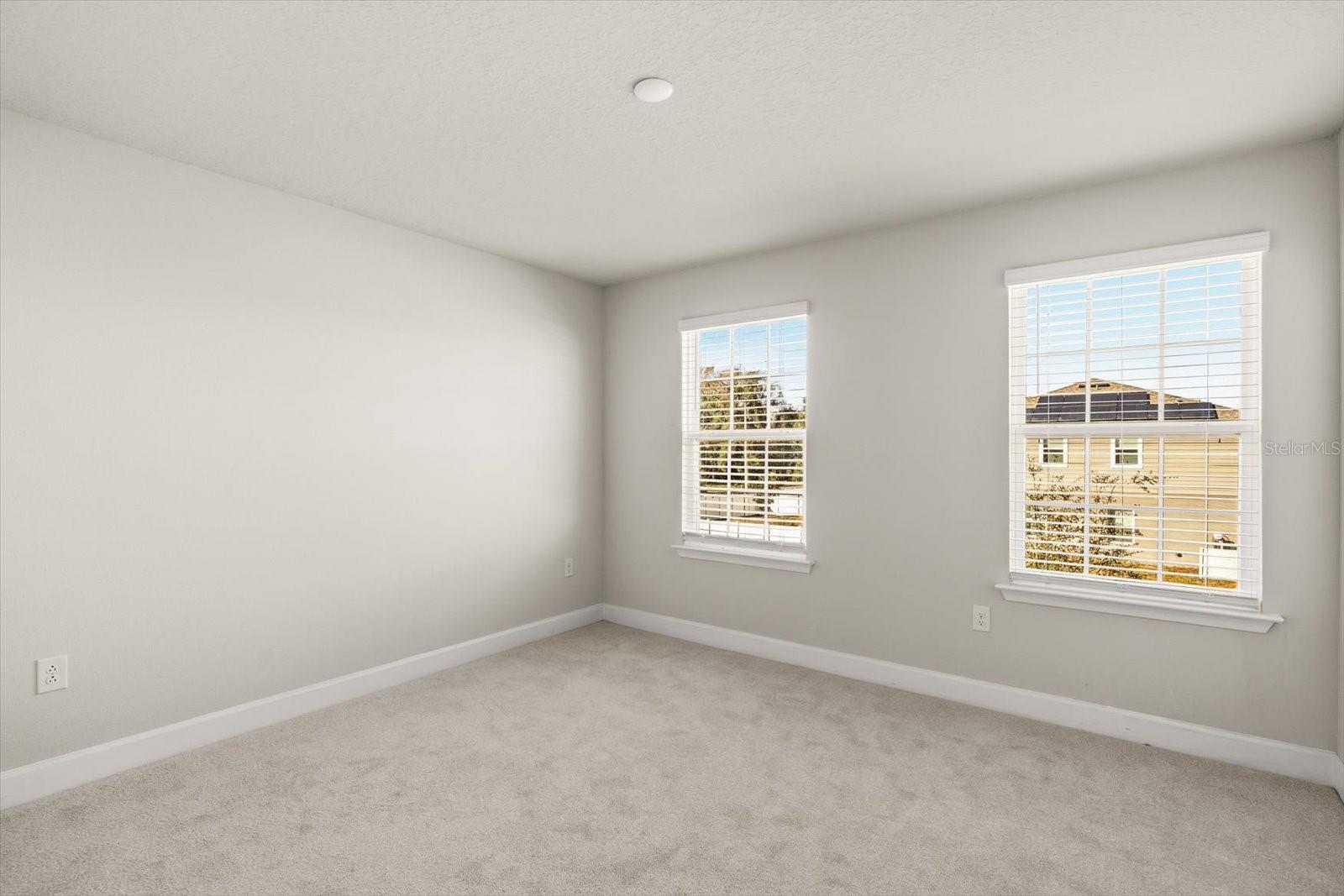 Image 32 of 35 For 1710 Summer Rose Drive