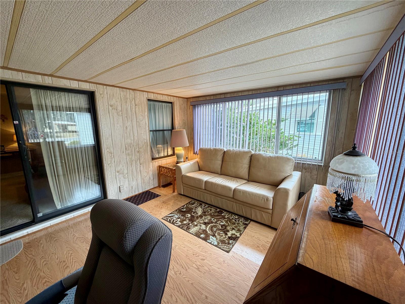 Image 20 of 33 For 103 Lyonia Lane