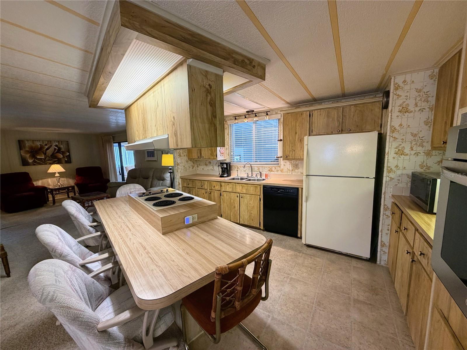 Image 7 of 33 For 103 Lyonia Lane