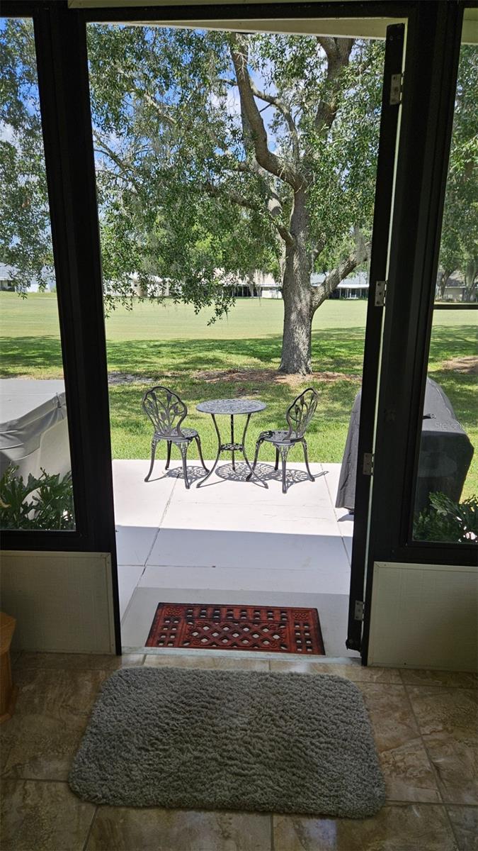 Image 18 of 30 For 933 Oleander Street