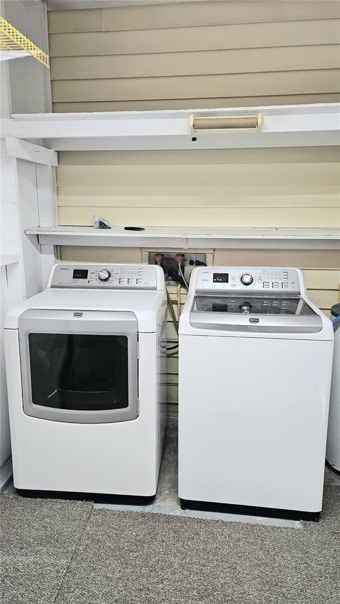 Image 30 of 30 For 933 Oleander Street