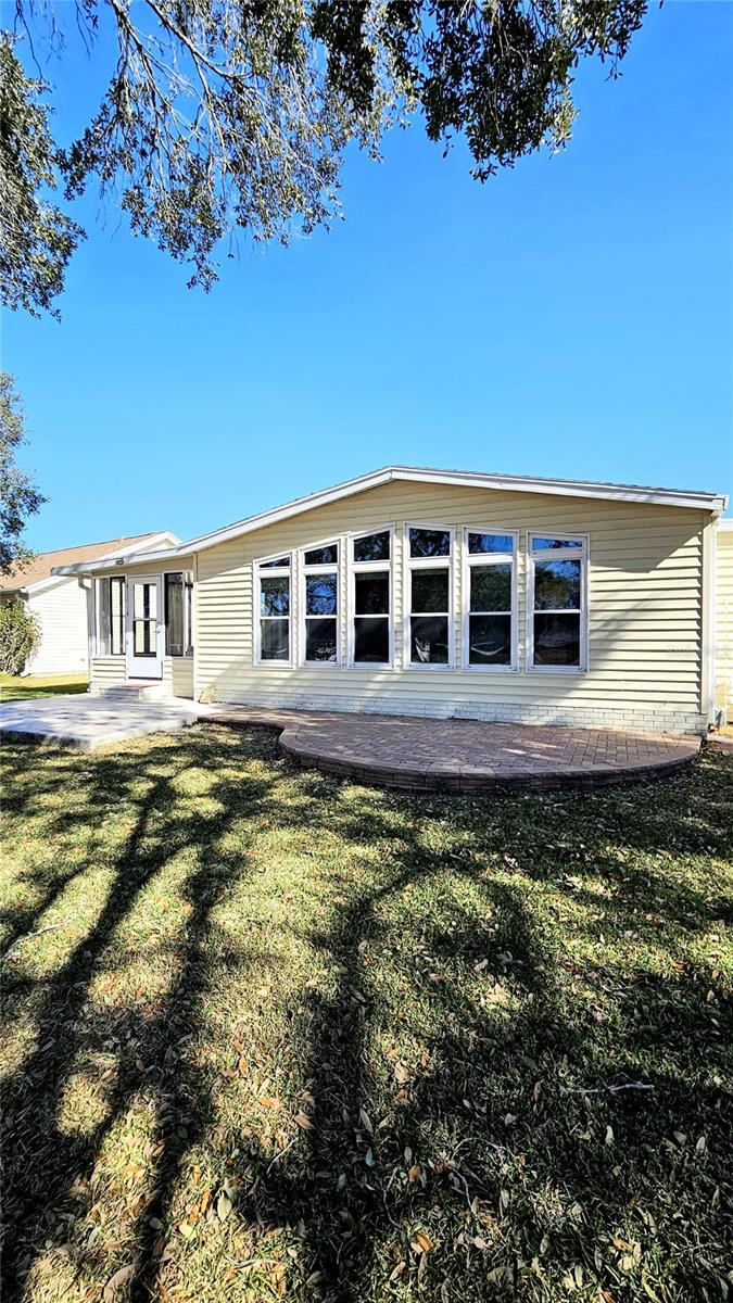 Image 5 of 30 For 933 Oleander Street