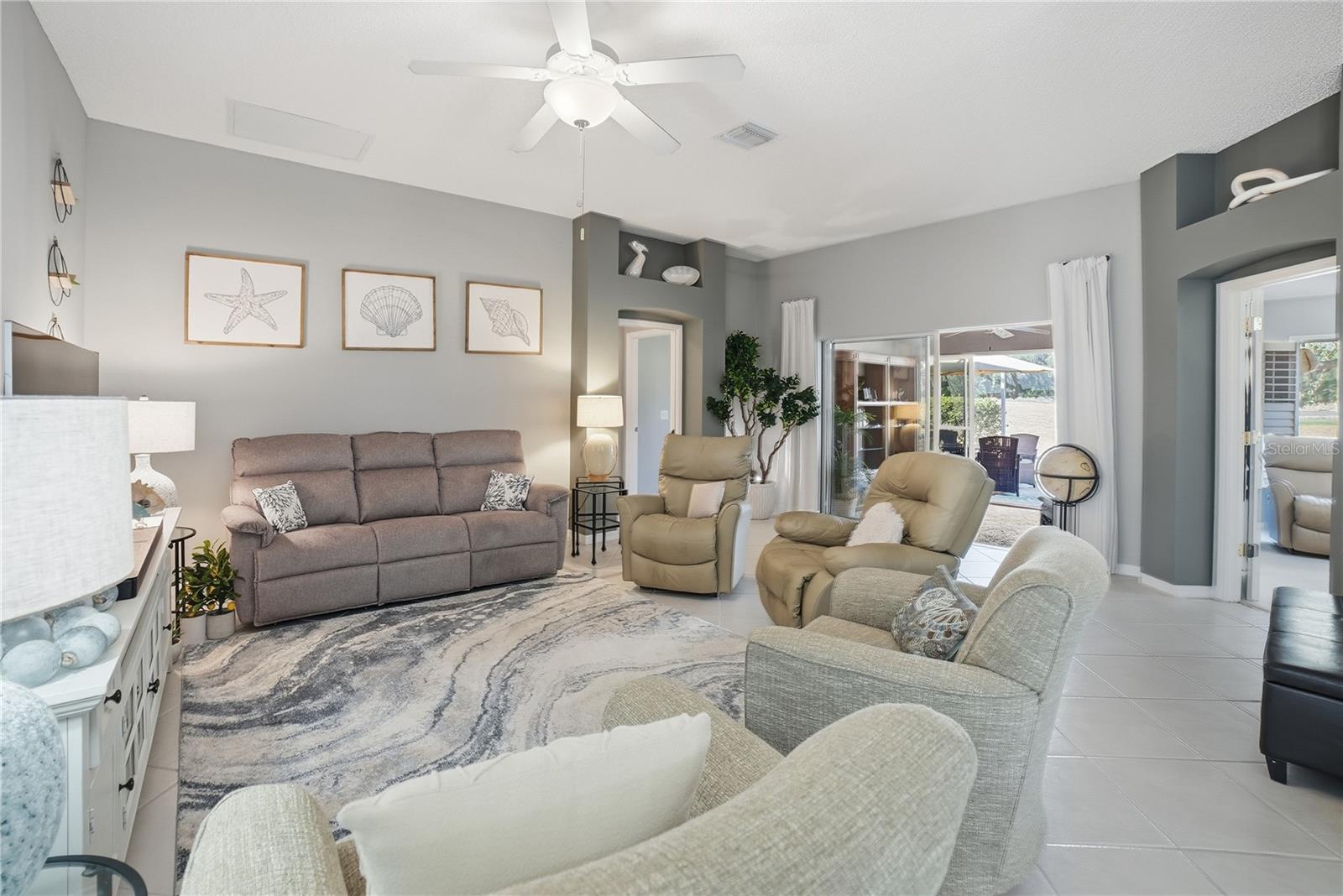 Image 23 of 51 For 7132 172nd Hazelwood Loop