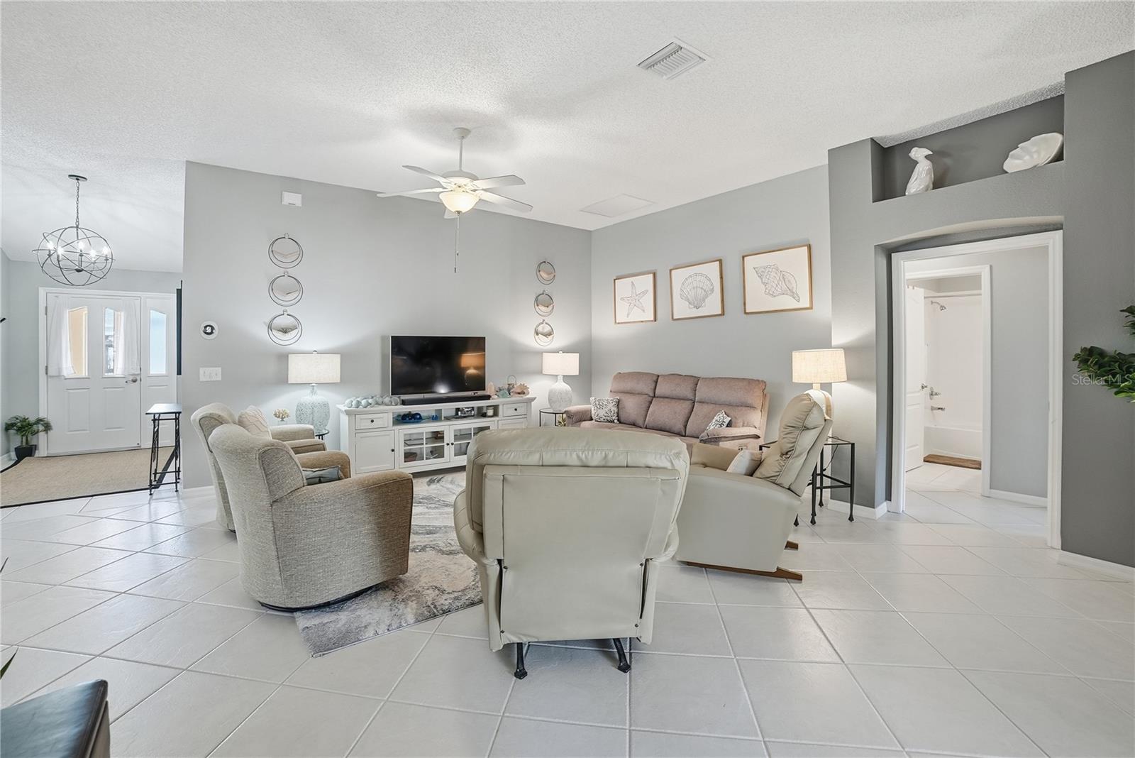 Image 24 of 51 For 7132 172nd Hazelwood Loop