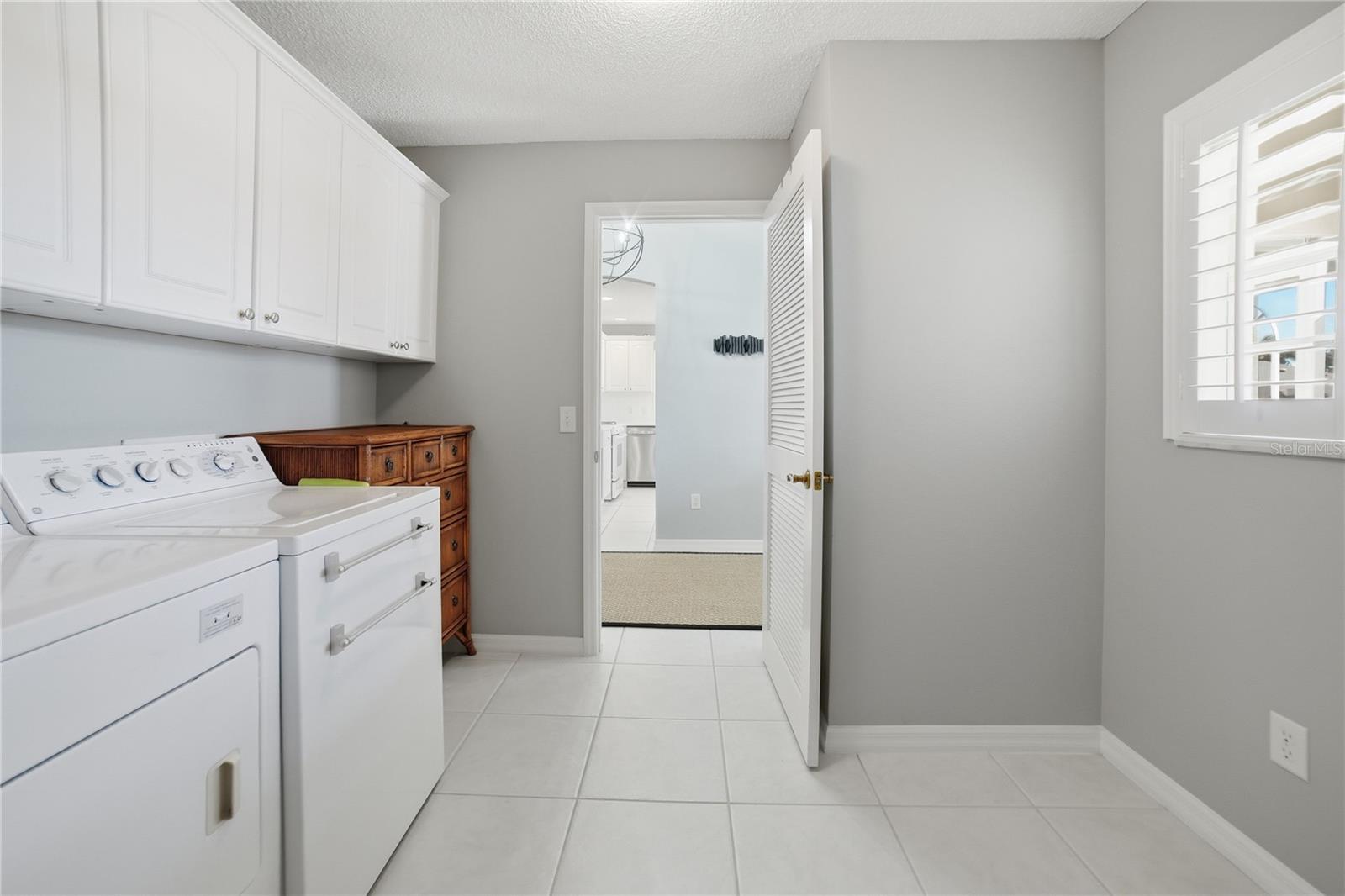 Image 32 of 51 For 7132 172nd Hazelwood Loop