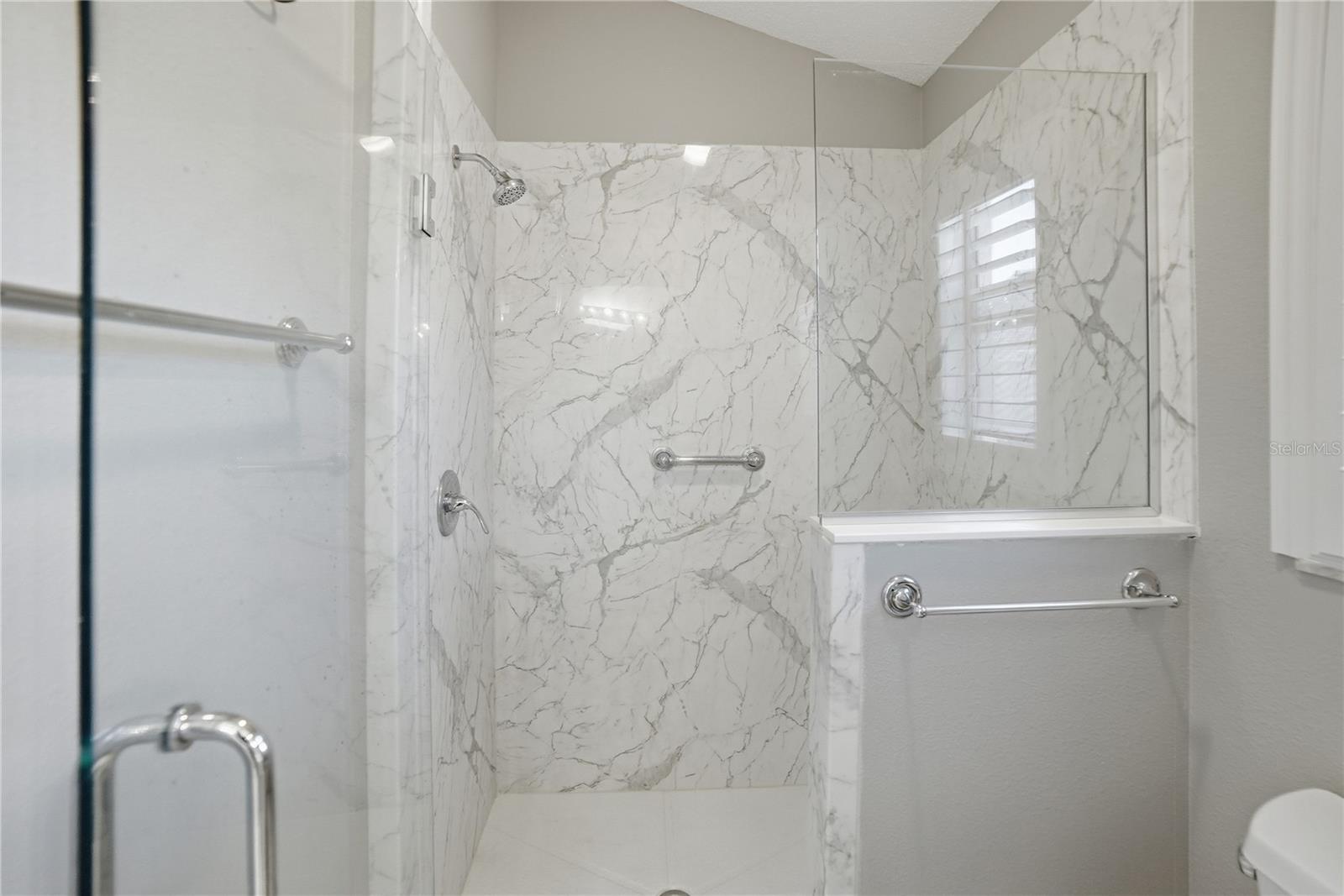 Image 40 of 51 For 7132 172nd Hazelwood Loop