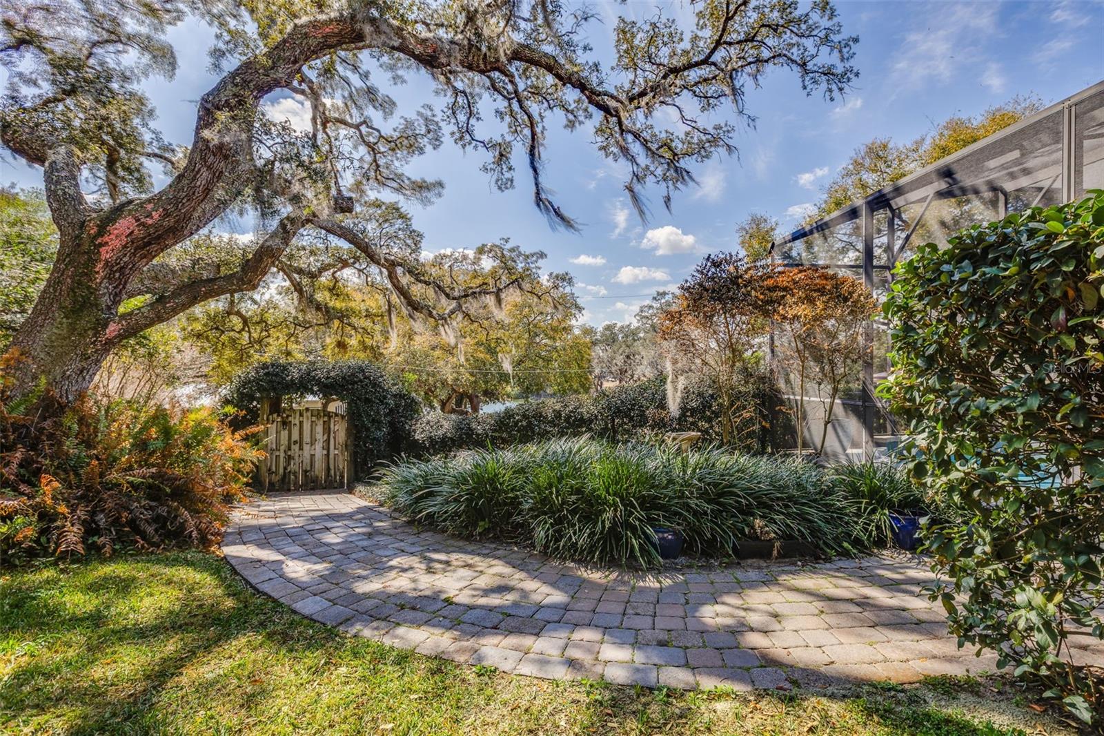 Image 37 of 40 For 1500 Crooked Lake Drive