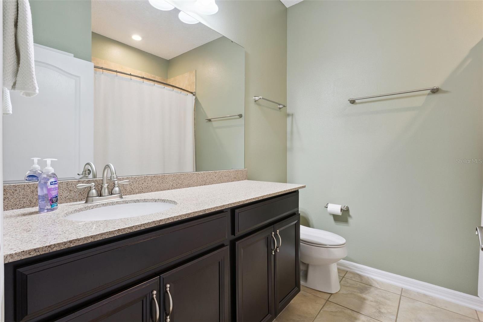 Image 24 of 50 For 2400 Artist Point Court