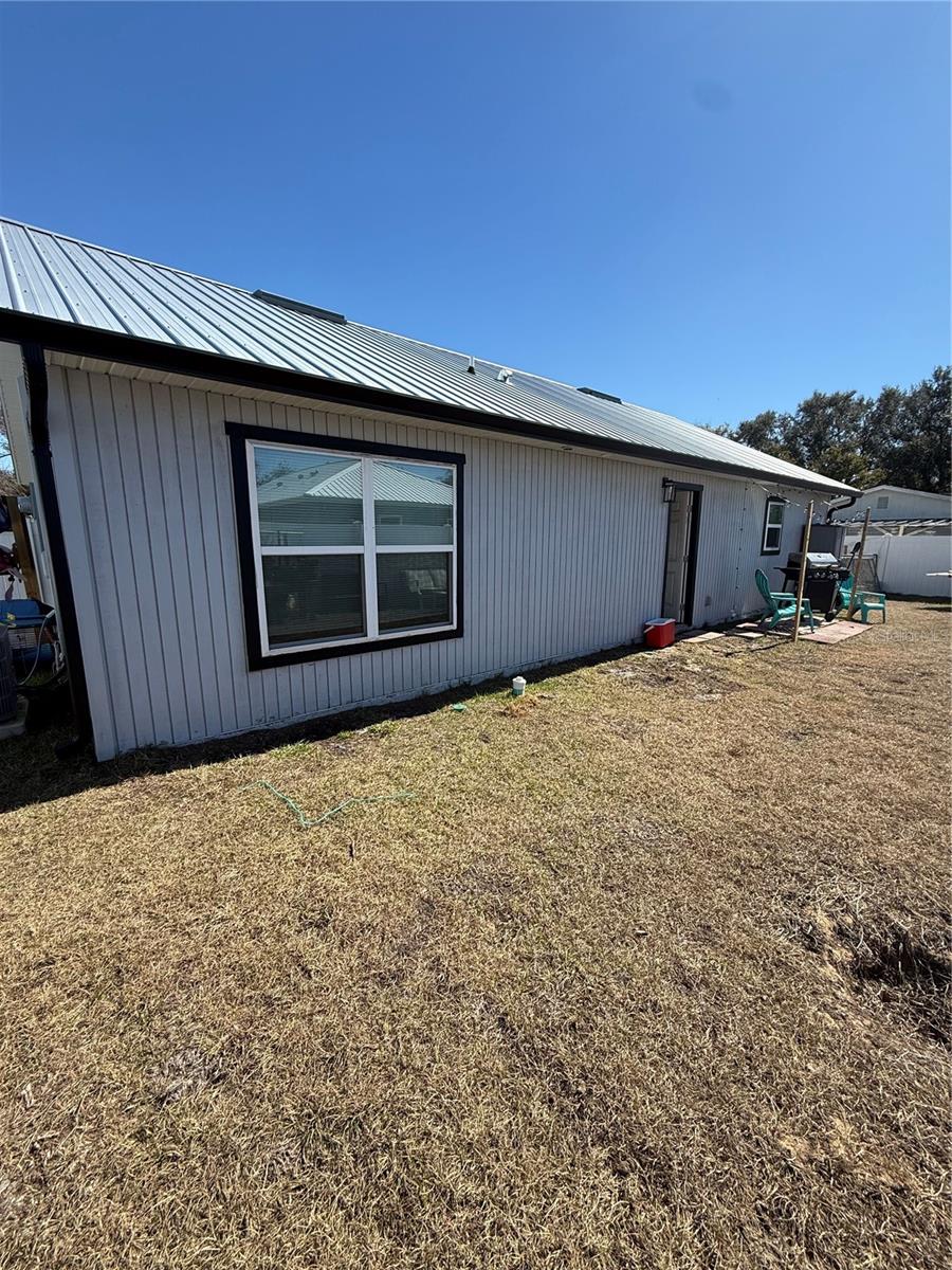 Image 10 of 10 For 428 Four Seasons Avenue