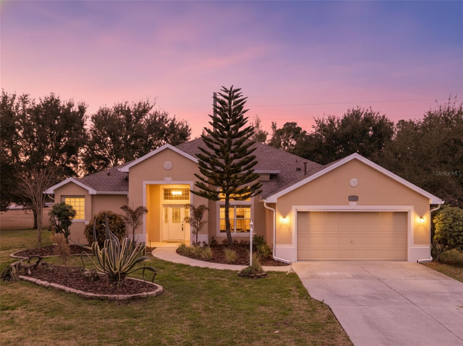 Image 2 of 94 For 5352 Treasure View Way