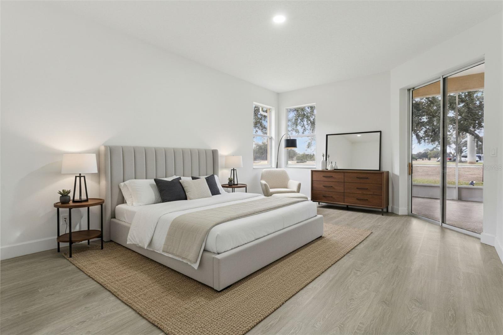 Image 20 of 94 For 5352 Treasure View Way