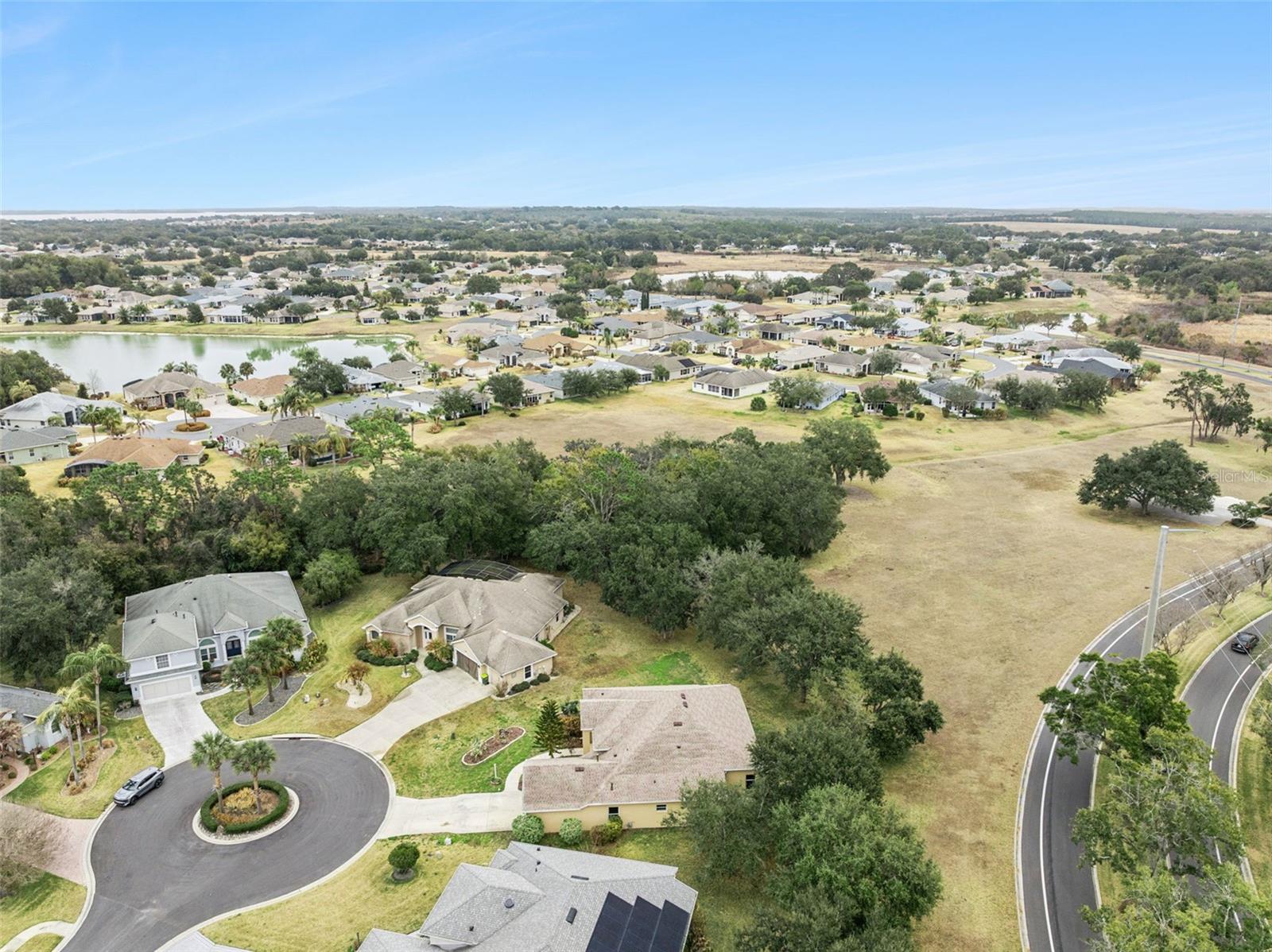 Image 42 of 94 For 5352 Treasure View Way