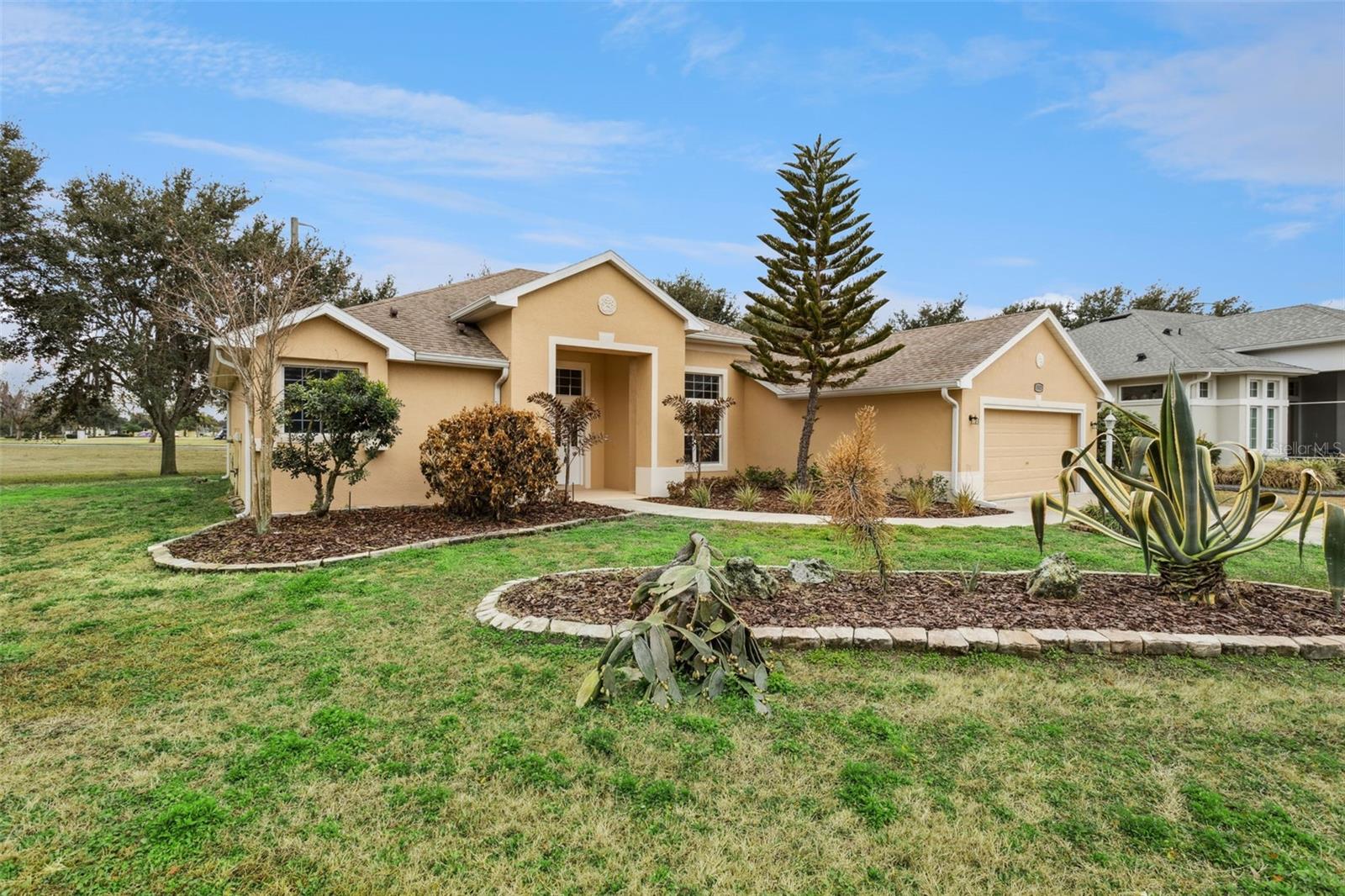 Image 5 of 94 For 5352 Treasure View Way