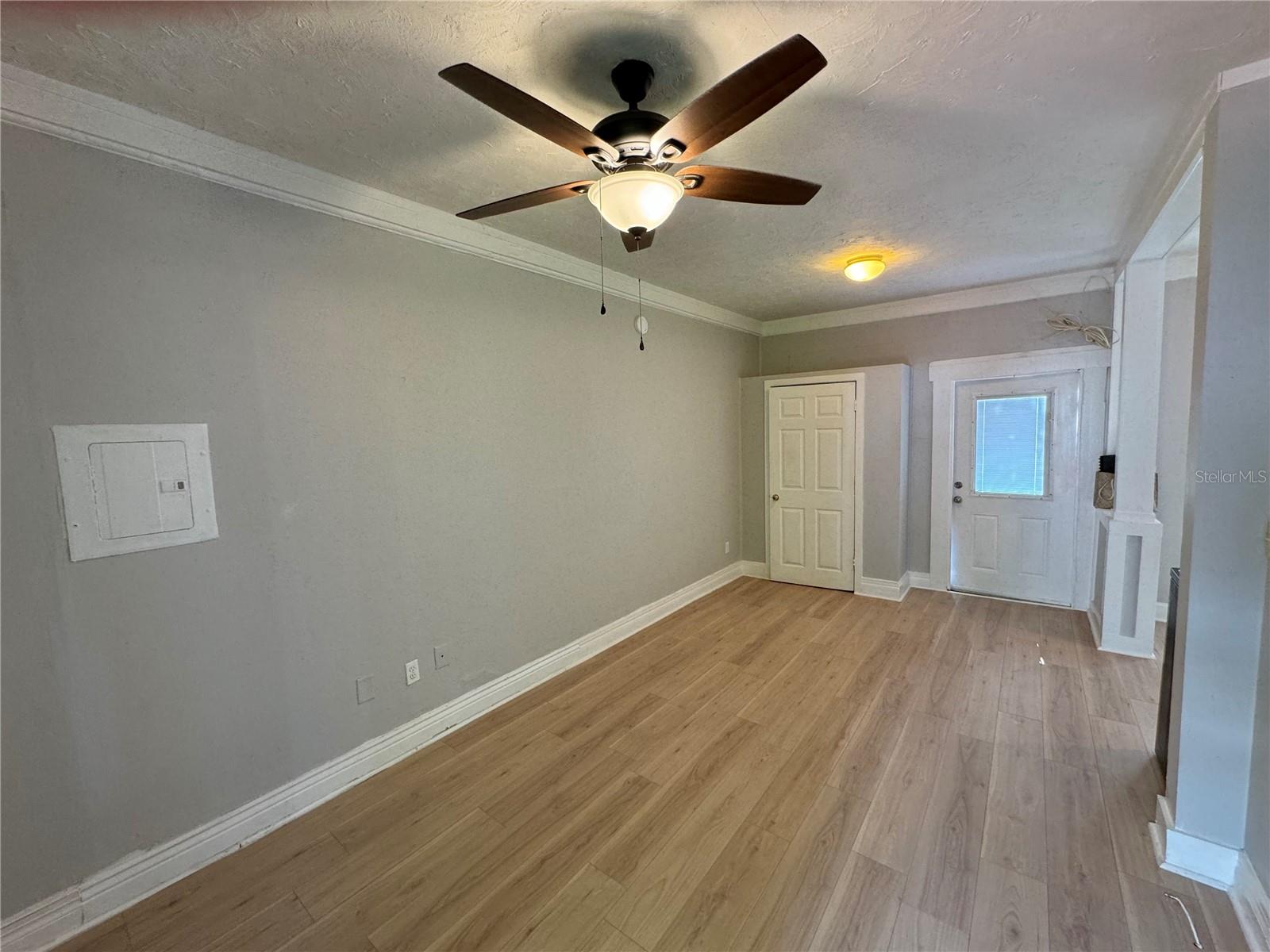 Image 5 of 10 For 7306 Earlwood Avenue